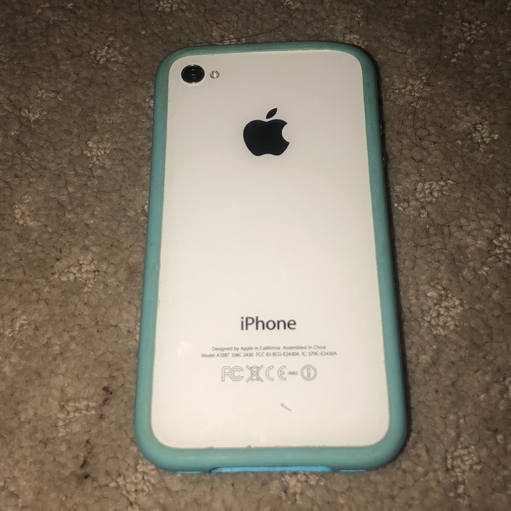 iPhone 4 - Picture 2 of 2
